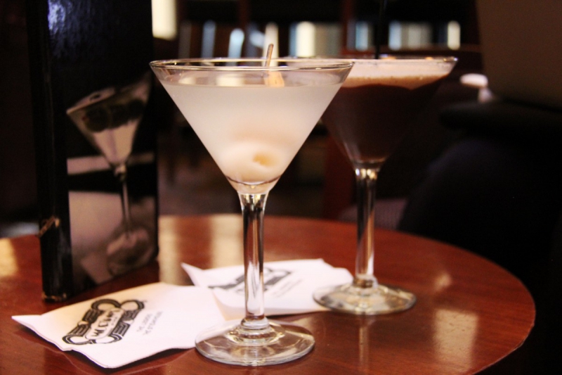 brasserie-FALICON-min_martini_bar_lychee_chocolate_alcohol_liquor_happy_hour_happy-910161